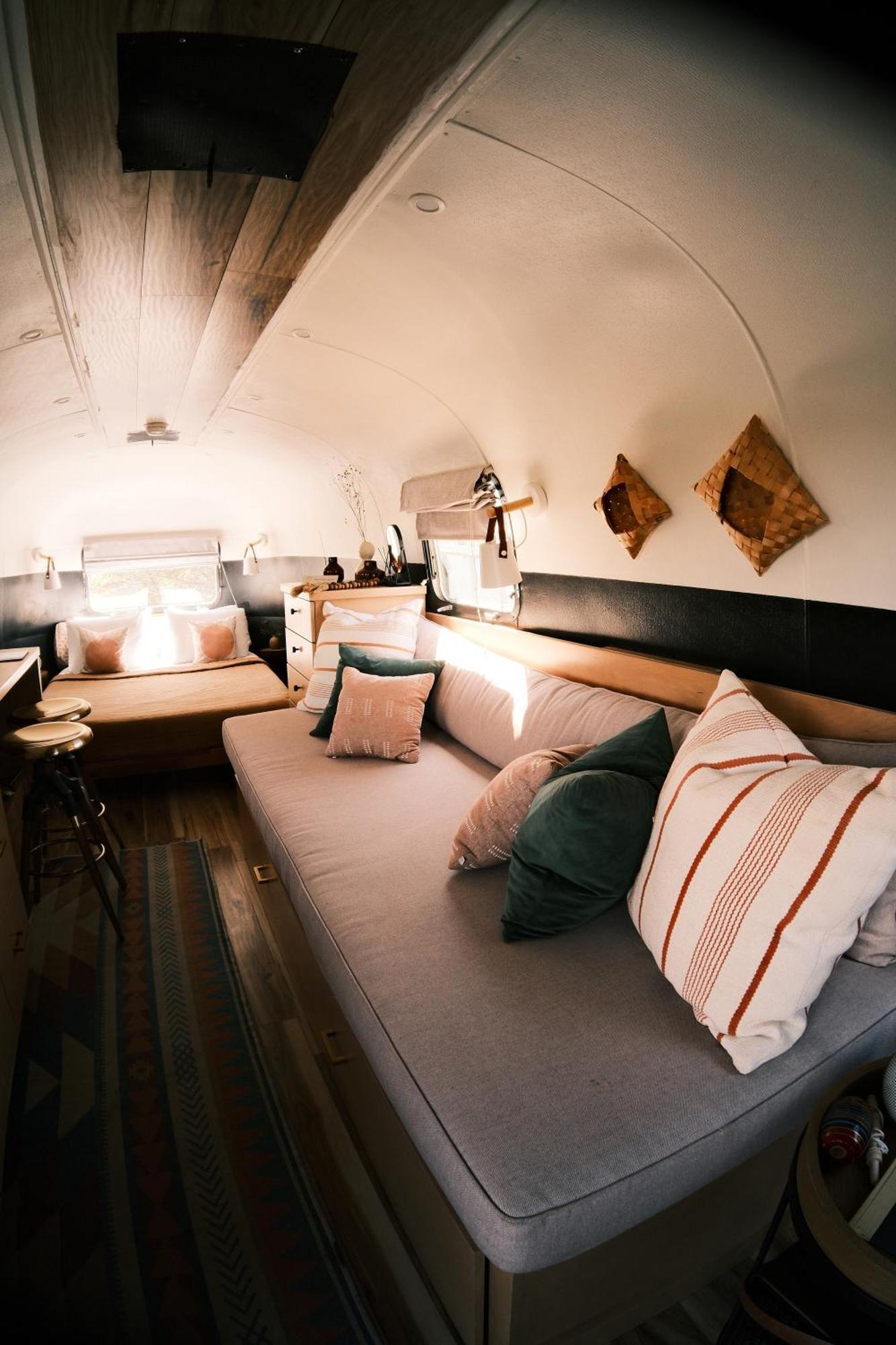 Silver Bullet Airstream, El Mistico Glamping Ranch Nogal Extérieur photo