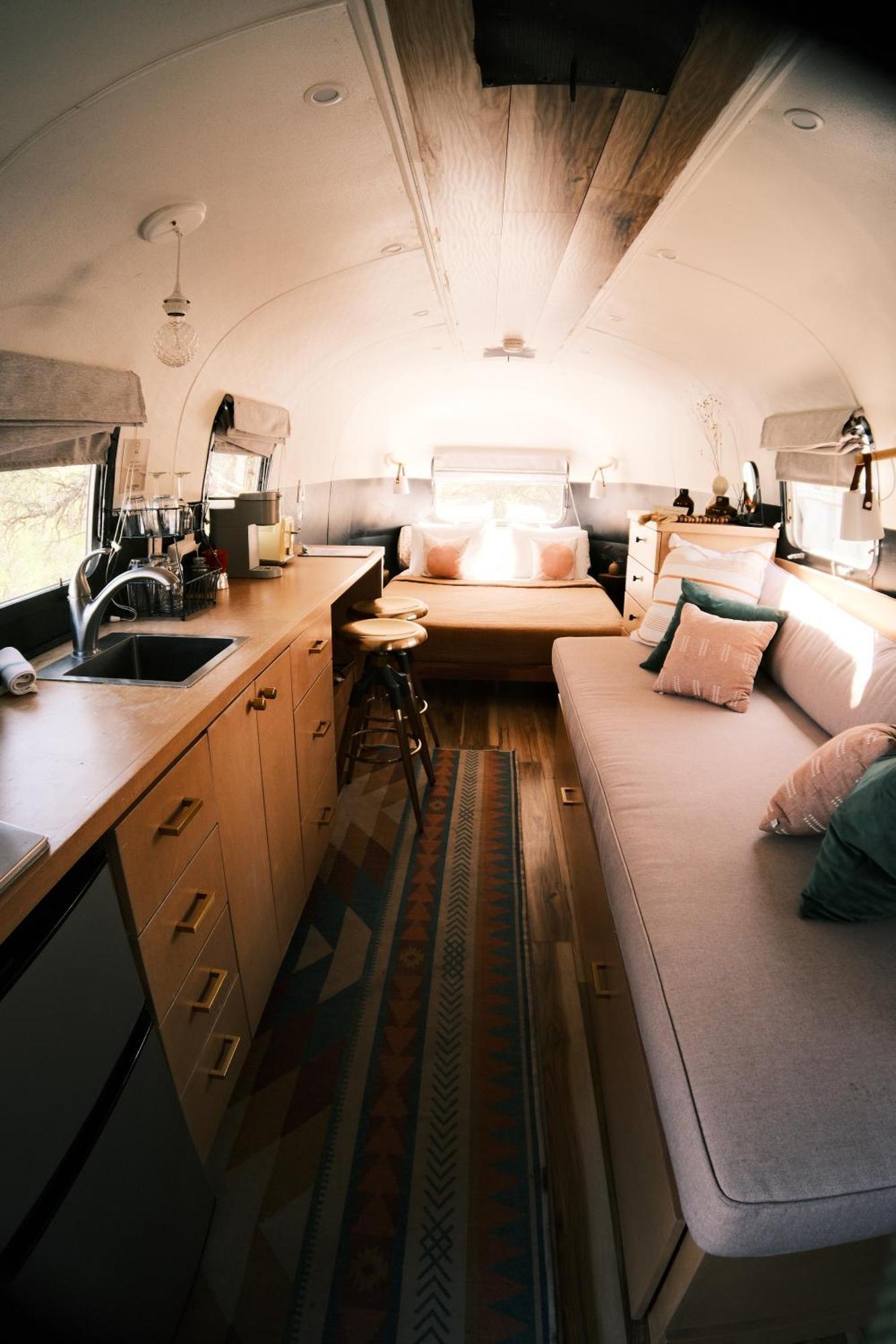 Silver Bullet Airstream, El Mistico Glamping Ranch Nogal Extérieur photo